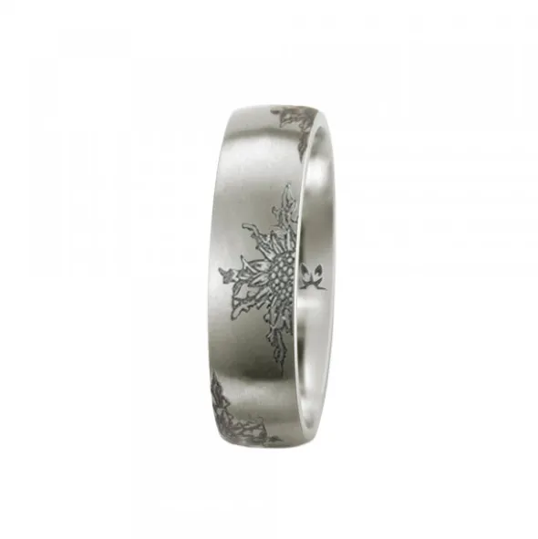 Anillo Titanio con 4 Eguzkilores Personalizable