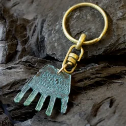 Llavero Mano de Irulegi Plata Oxidada Verde